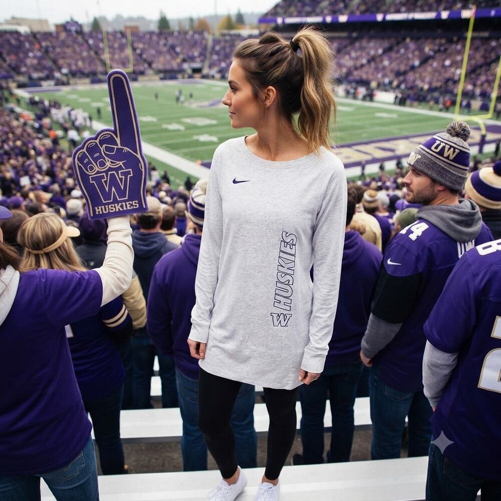 NWT Nike Washington Huskies Long Sleeve Tunic Top Women's Small Heather Gray